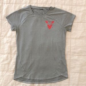 Oiselle Volée Flyout Short Sleeve